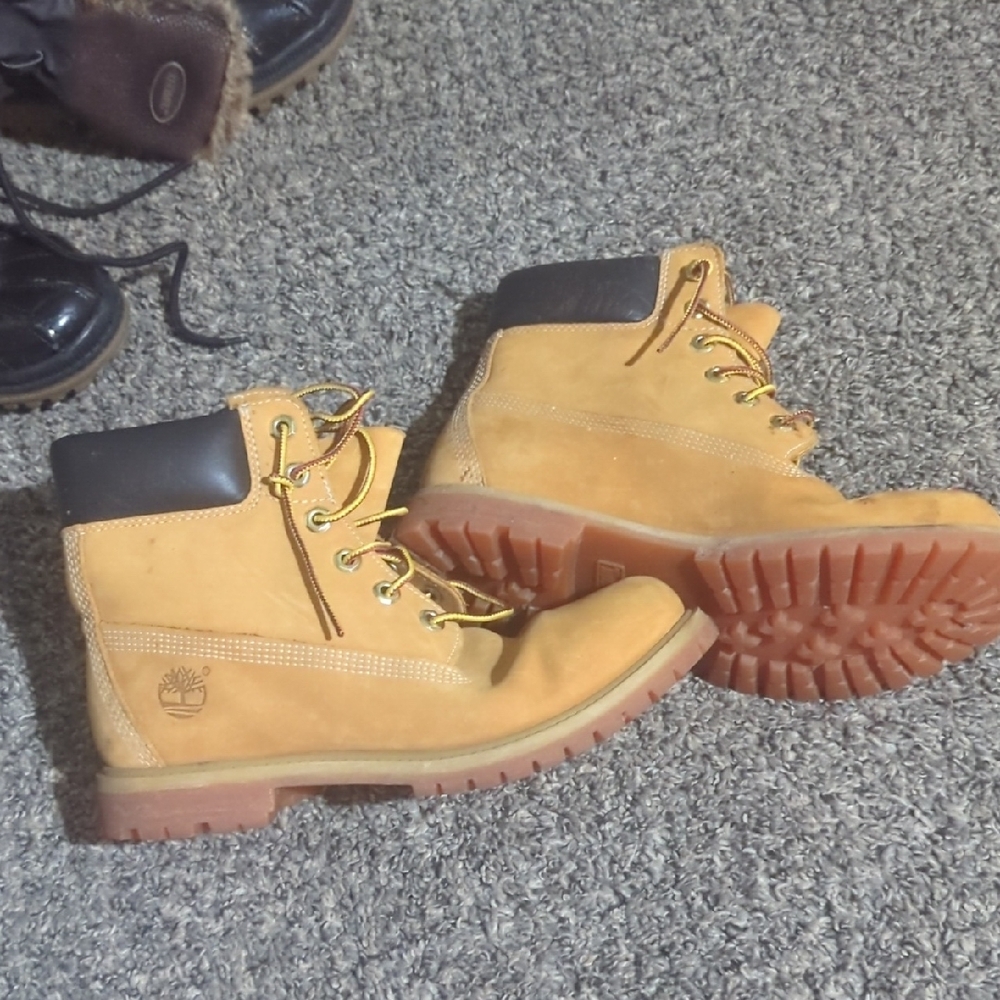 Timberland Tan Leather Boots